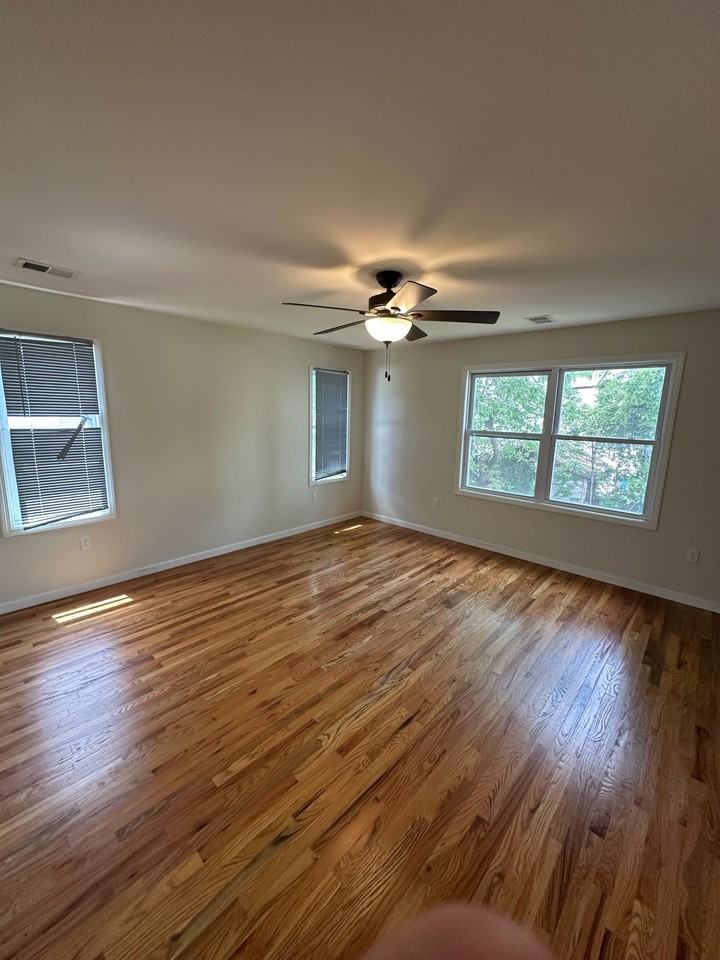 718 Summer Ave #1 - Photo 3 of 8