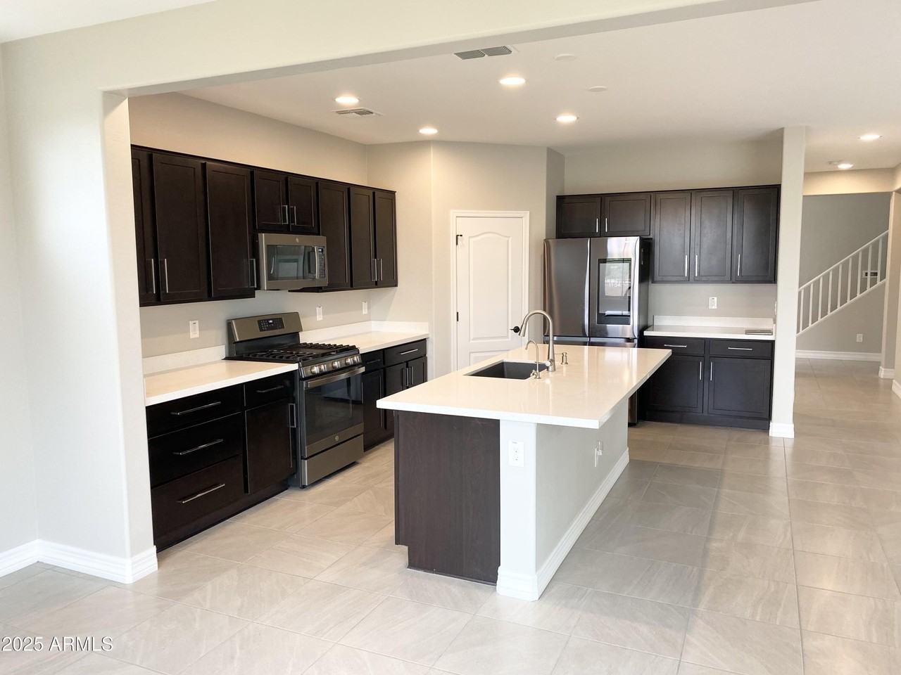 20278 E Domingo Rd - Photo 6 of 34