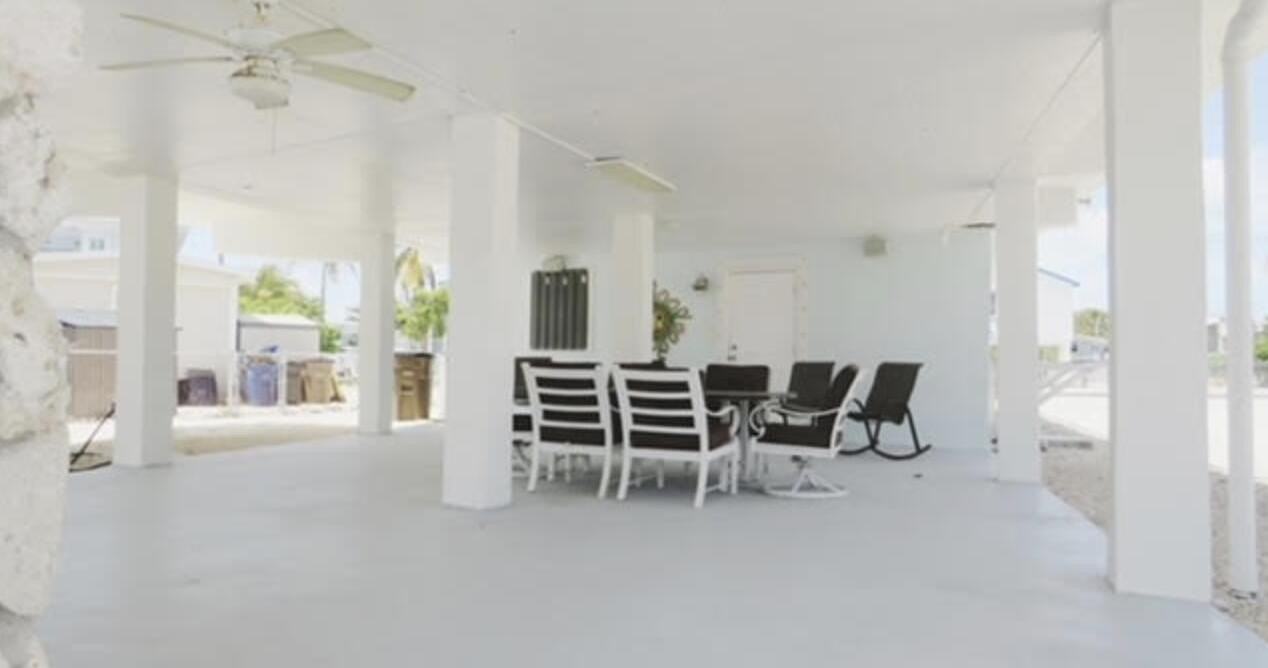 158 Blue Harbor Drive - Photo 2 of 18