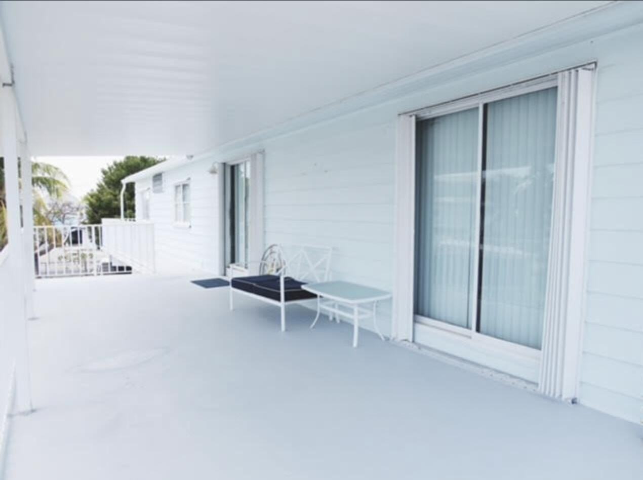 158 Blue Harbor Drive - Photo 3 of 18