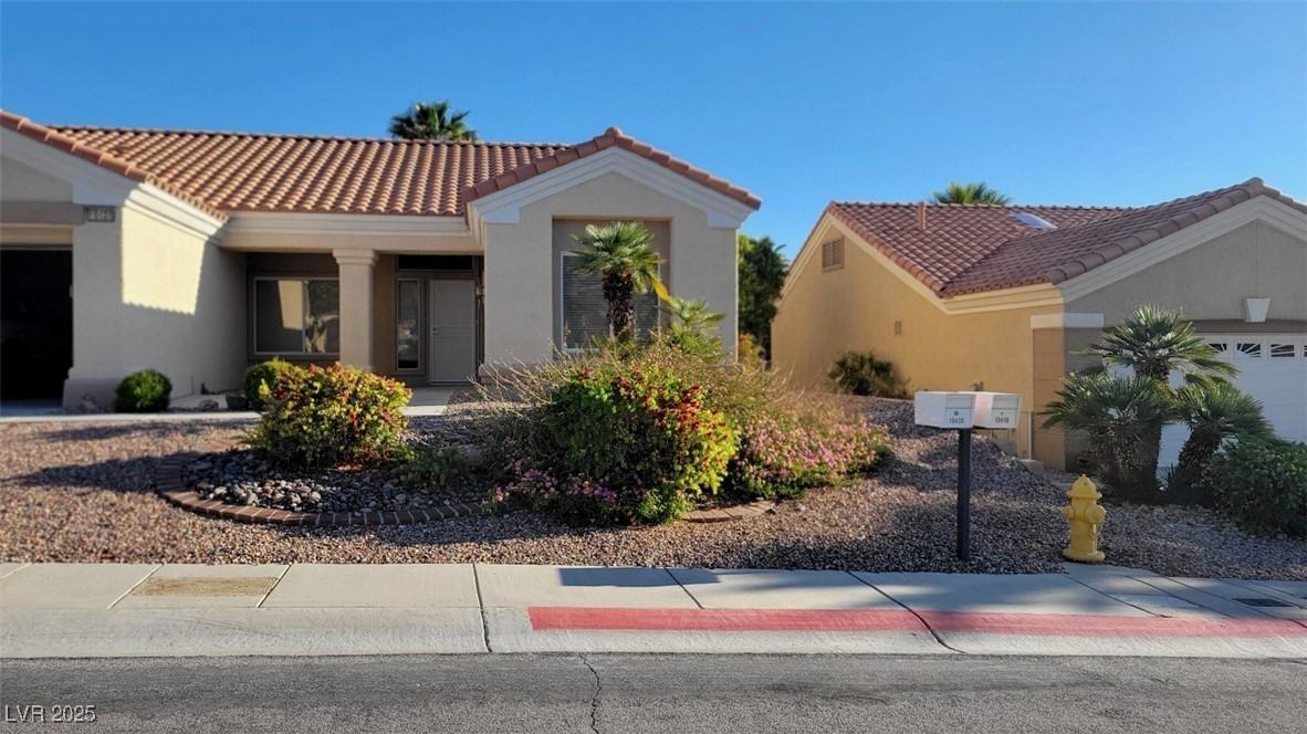 10420 Sawmill Ave - Photo 2 of 15