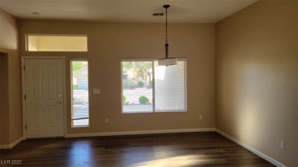 10420 Sawmill Ave - Photo 5 of 15