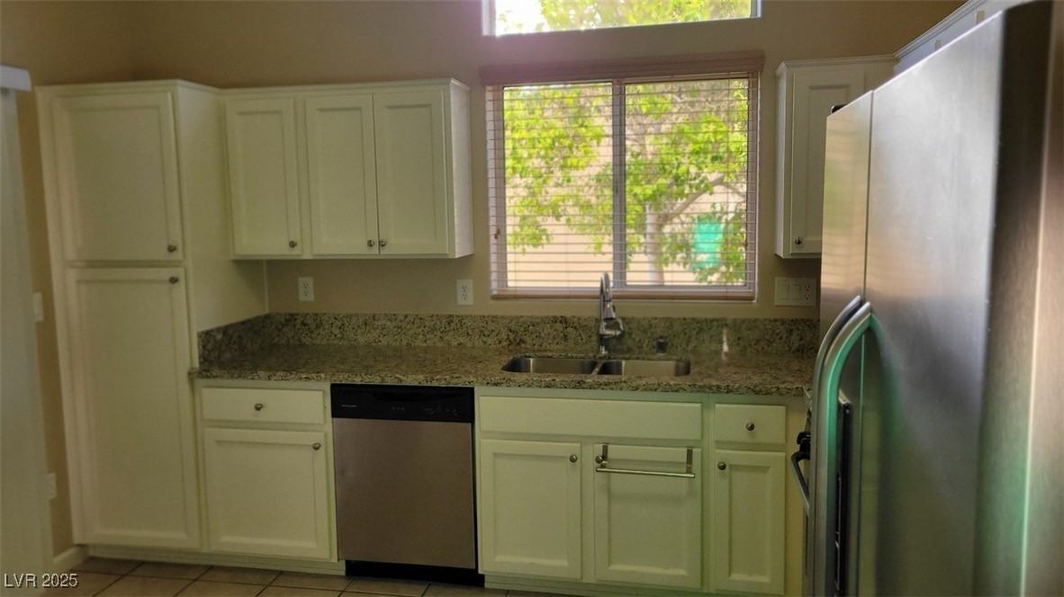 10420 Sawmill Ave - Photo 7 of 15