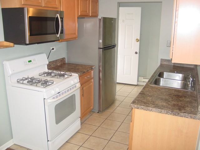 1810 W Hatherleigh Ct - Photo 2 of 18