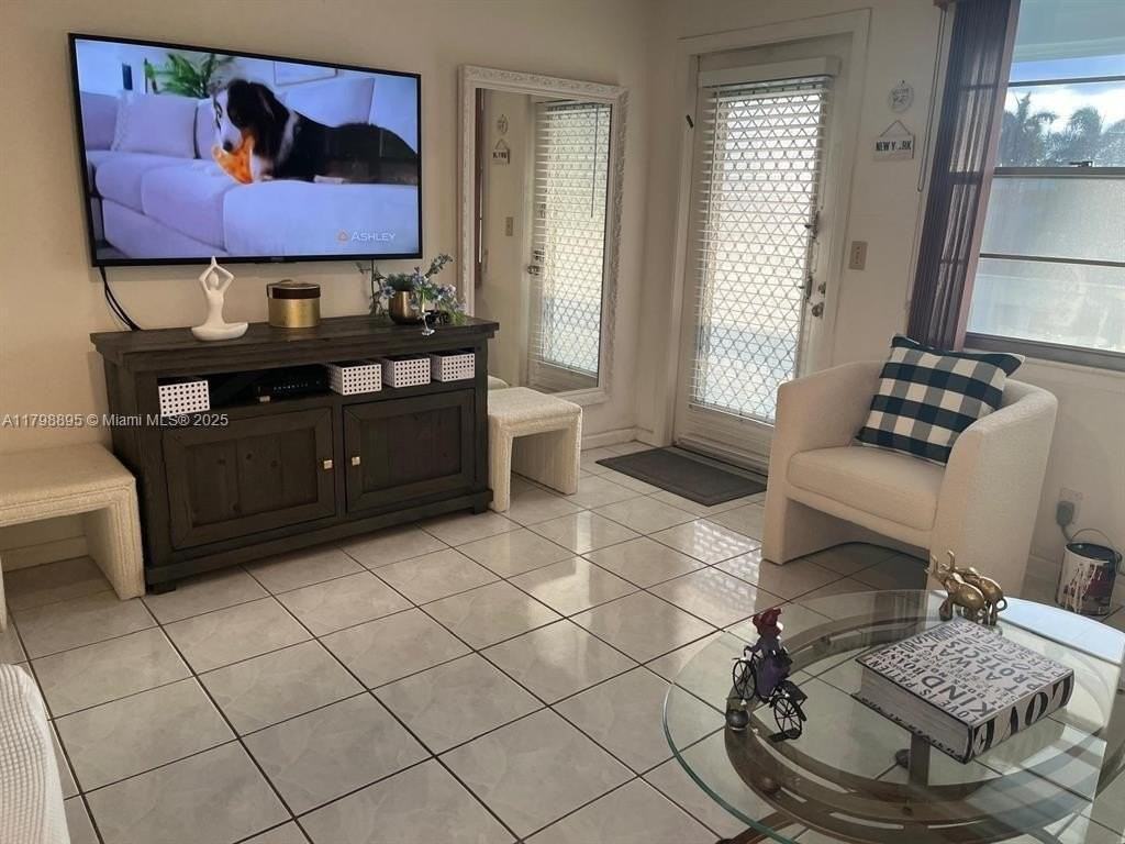 17 Westbury A #17 - Photo 2 of 14