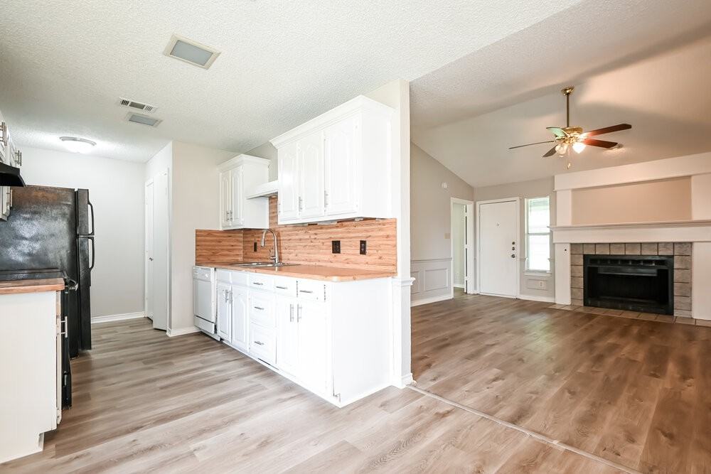 1311 Mallard Dr - Photo 7 of 16