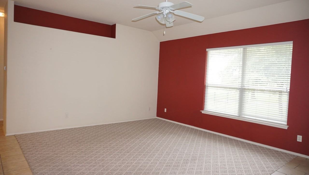 3769 Pebble Bch - Photo 7 of 28