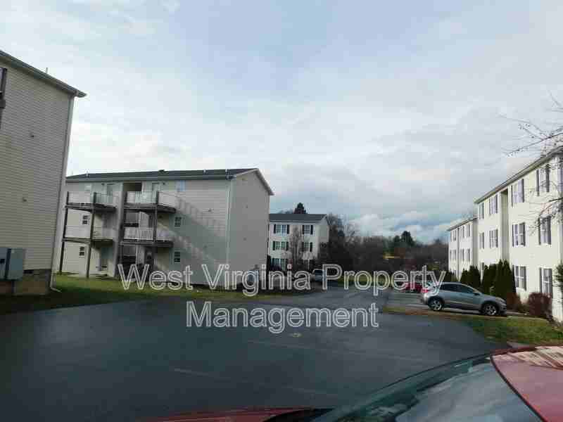 Woodland Dr - Photo 3 of 17