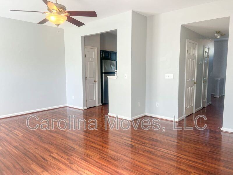 223 Spring Crossing Cir - Photo 5 of 15