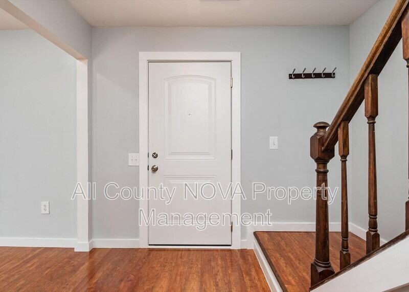 2805 Red Lion Pl - Photo 3 of 27