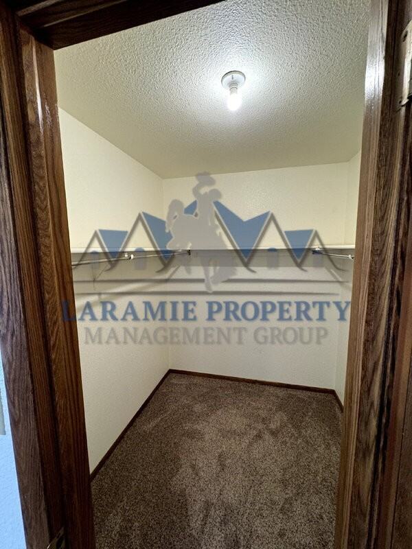 1711 Fetterman Dr #2 - Photo 7 of 10