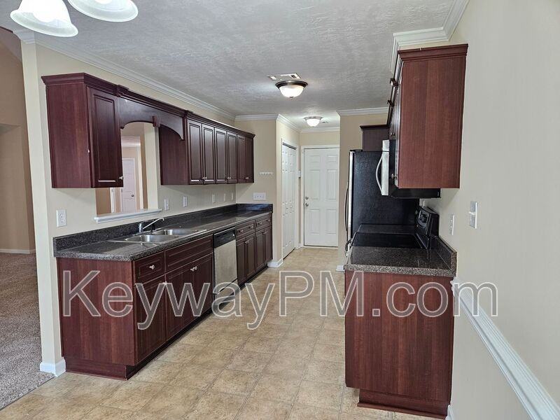 450 Lory Ln - Photo 5 of 11