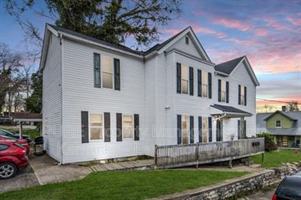 featured image of 417 North St #1