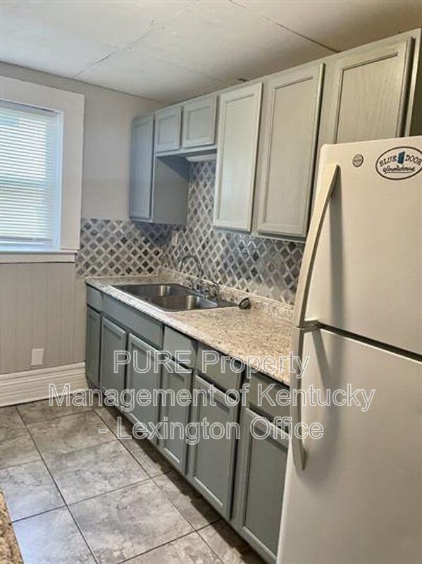 417 North St #1 - Photo 4 of 21
