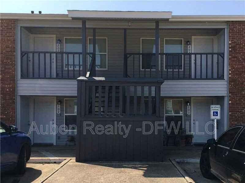 327 Se 3rd St #202