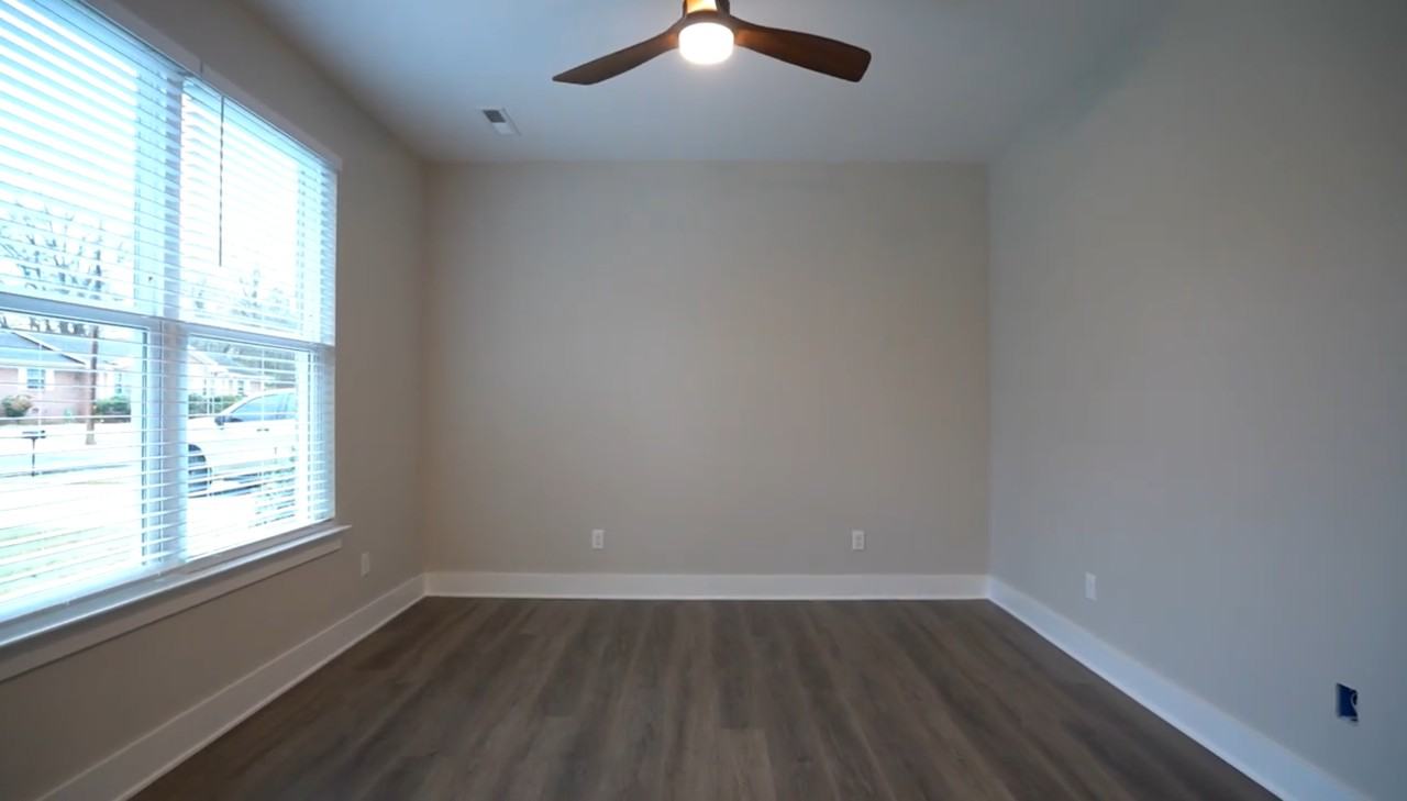 610 Gaskin Ave N #AH - Photo 3 of 5