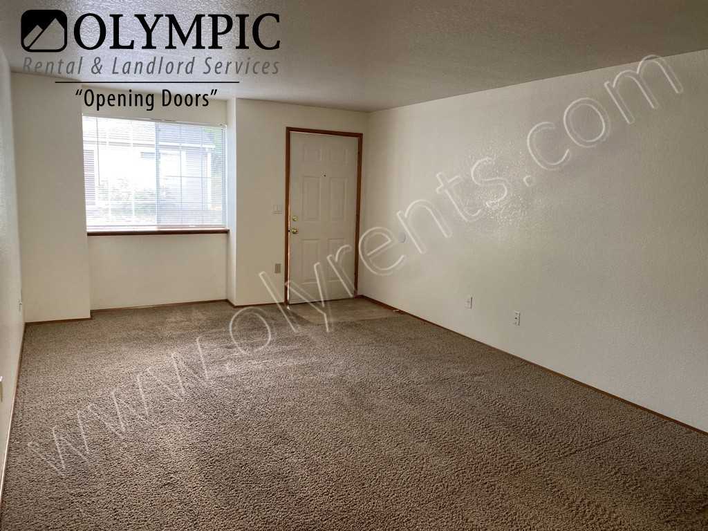 1016 Boundary St Se - Photo 2 of 13