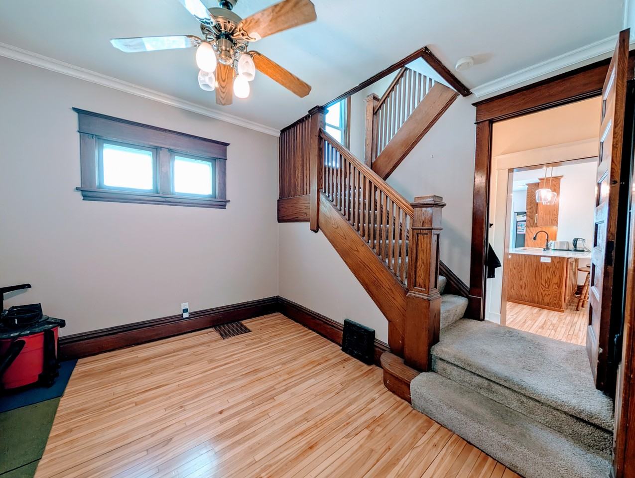 398 Herschel St - Photo 2 of 26