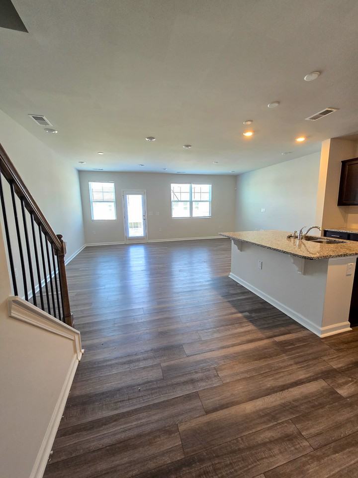 5035 Kota St - Photo 6 of 37
