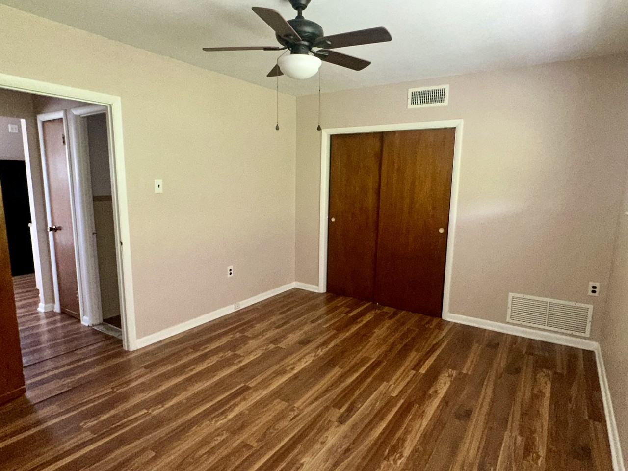 117 Elm Ave - Photo 3 of 14