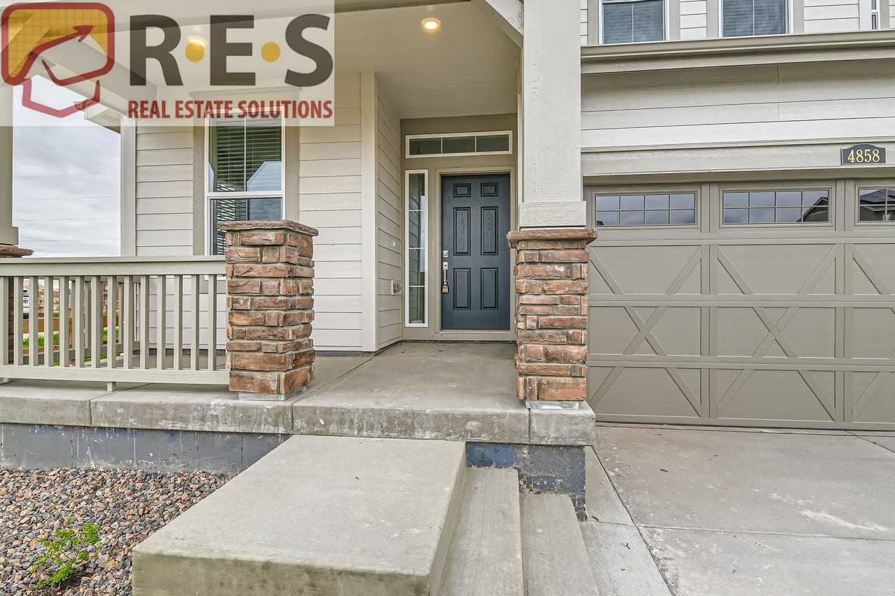 4858 Astor Pl - Photo 2 of 27