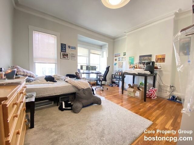 281 W 5th St - Photo 6 of 17