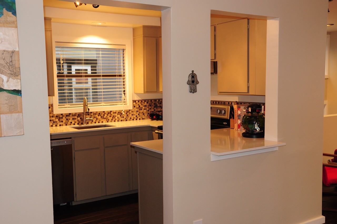 4533 Bagley Ave N #B - Photo 2 of 16