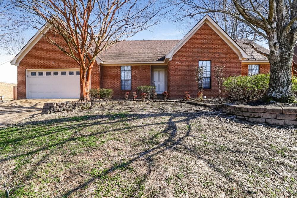 3780 Westridge Cv - Photo 3 of 16