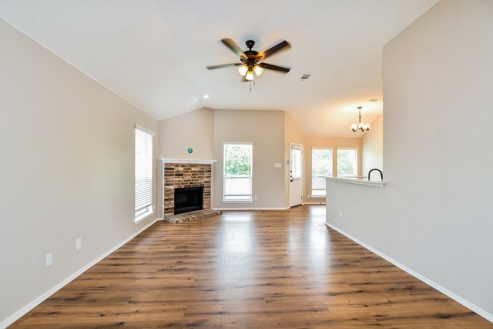 3693 Sycamore Ln - Photo 5 of 16