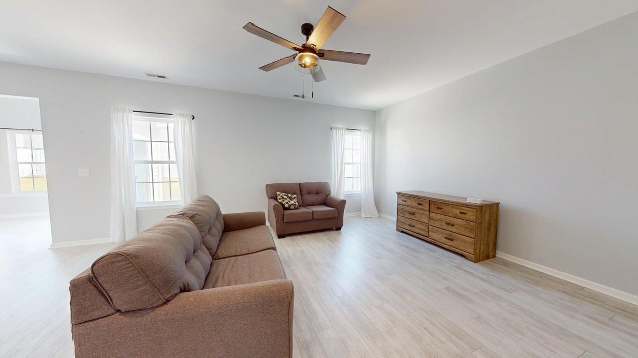 10848 Tailwater St - Photo 5 of 20
