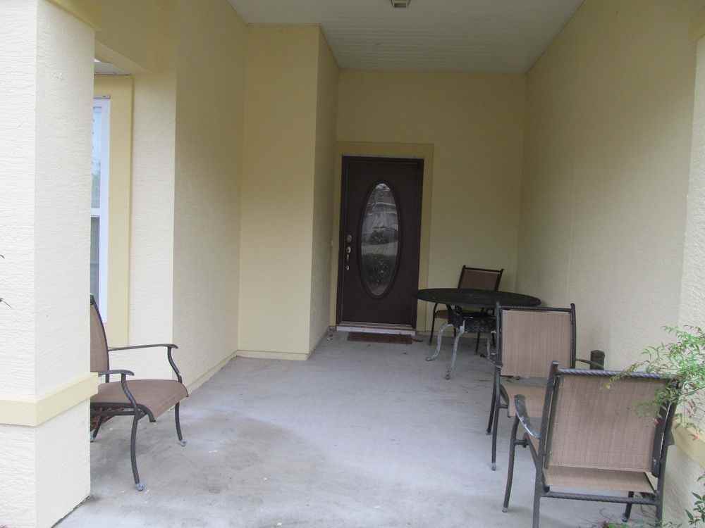 204 Windsor Way - Photo 2 of 25