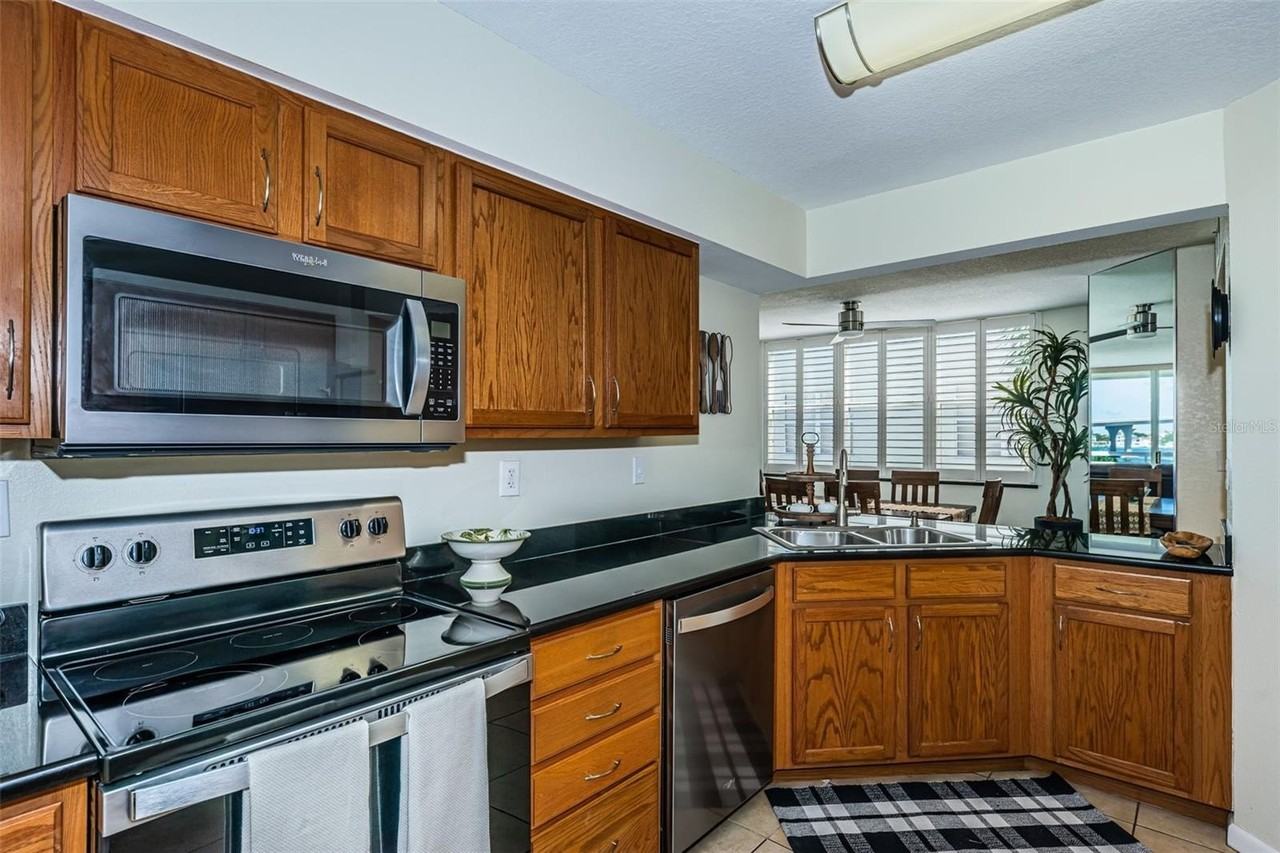 6081 Bahia Del Mar Cir #456 - Photo 3 of 25