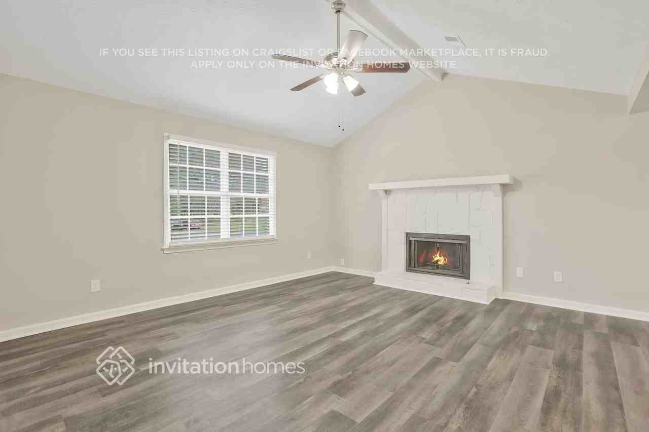 145 W Forest Dr - Photo 4 of 28