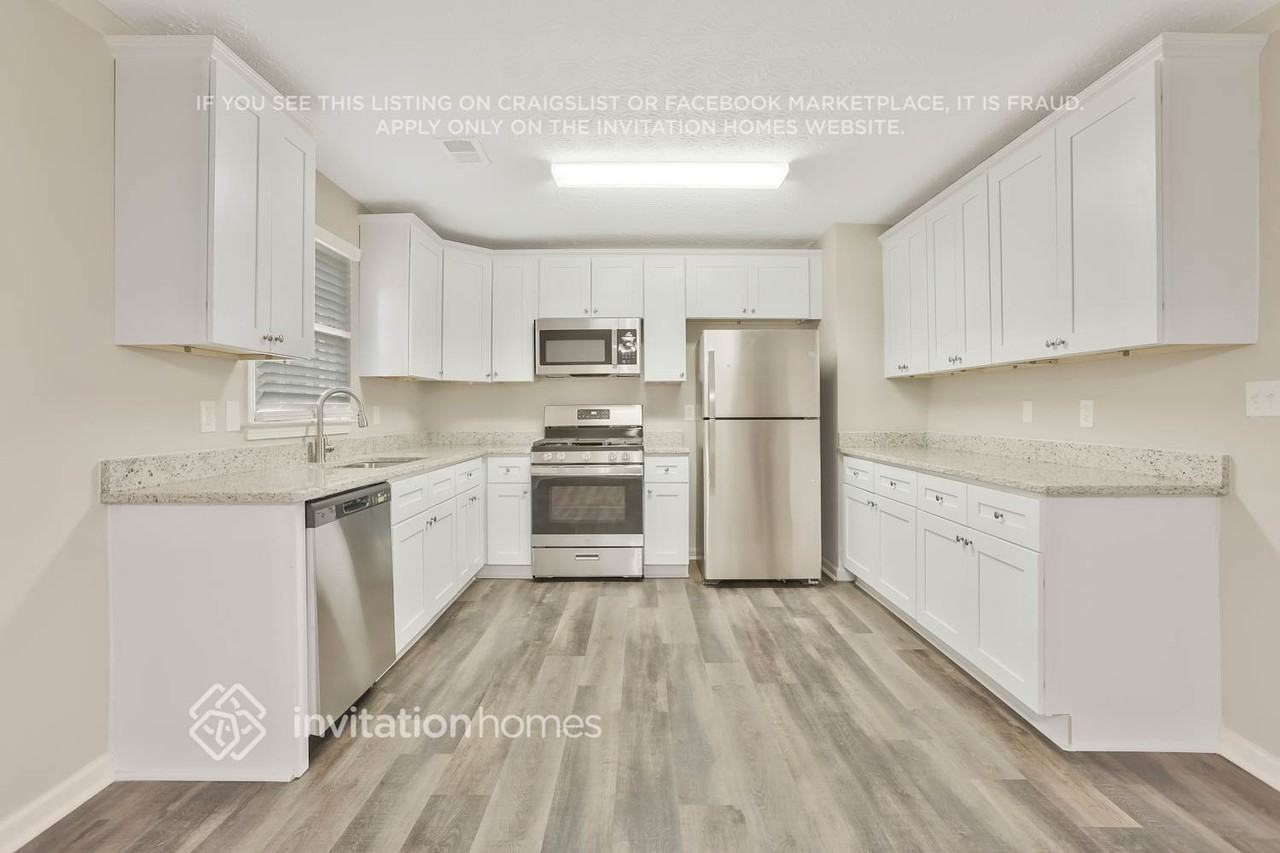145 W Forest Dr - Photo 7 of 28