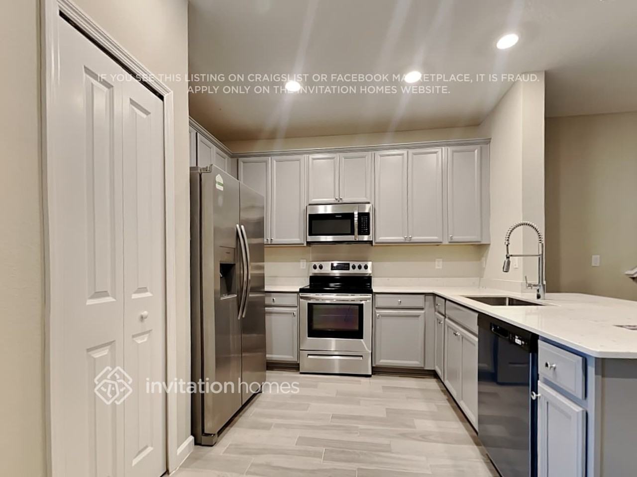 1313 Grassland Ave - Photo 6 of 25