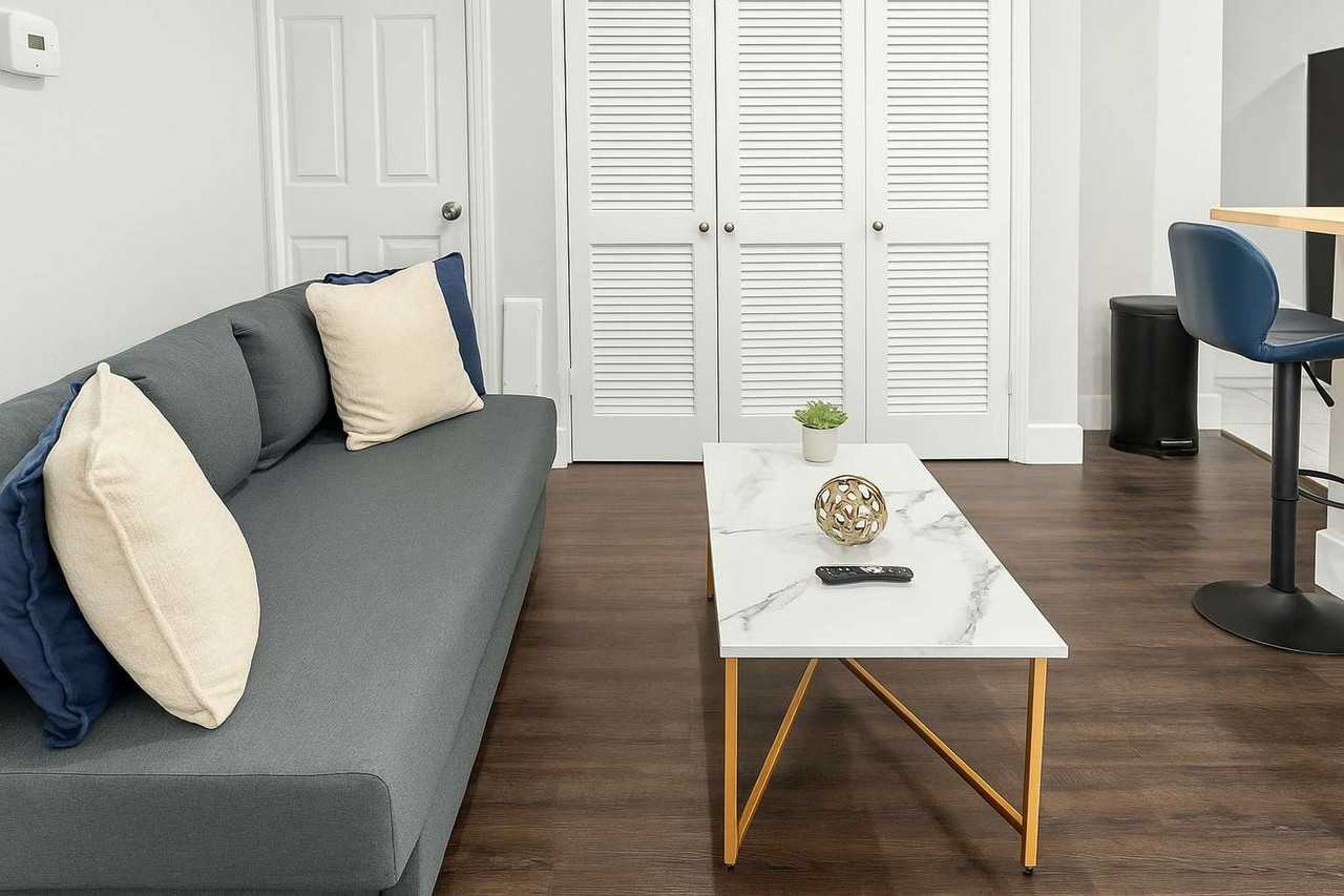 128 Bainbridge Street - Photo 2 of 17