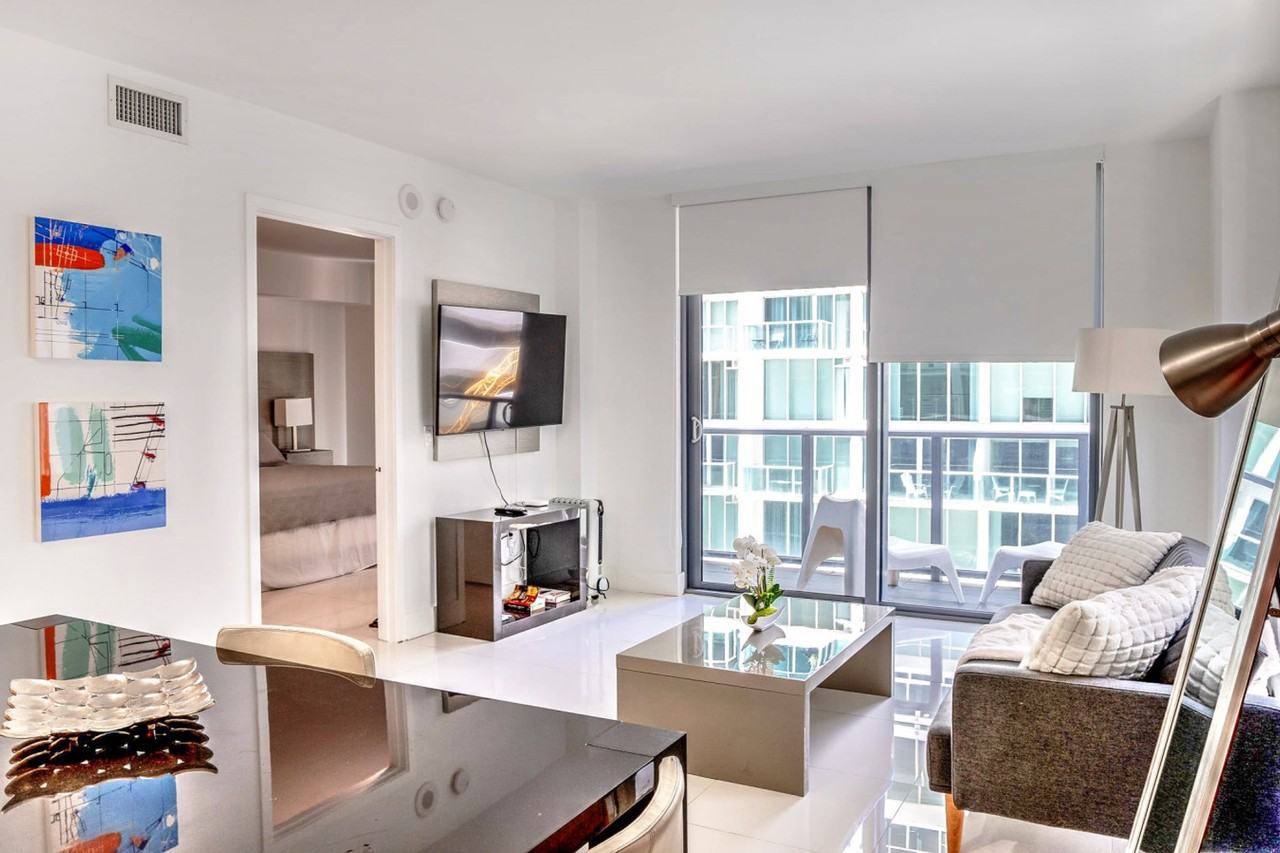 31 Se 6th St #1056503P - Photo 2 of 20