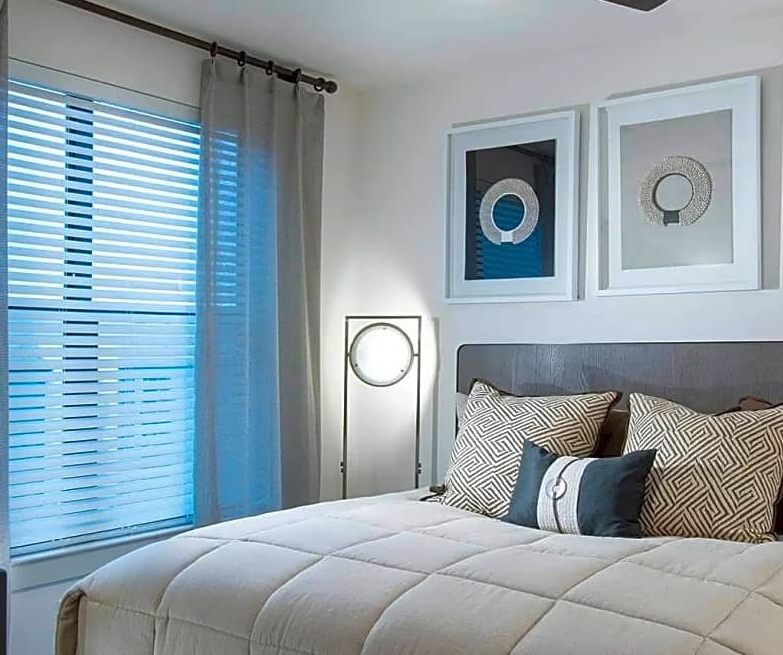 411 West 7th Street #208 - Photo 5 of 7