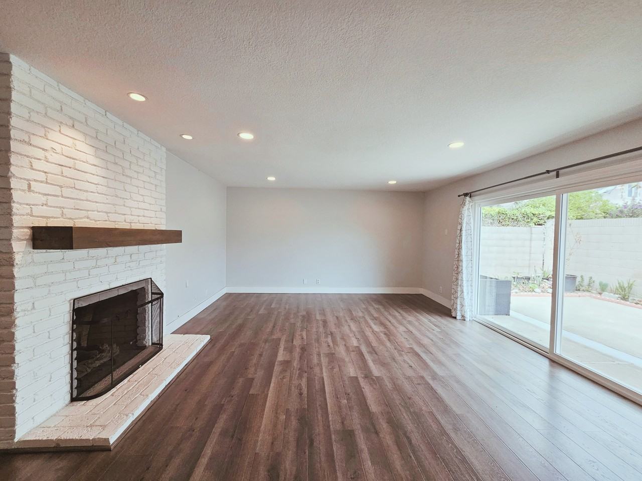 9213 El Tango Cir - Photo 3 of 42