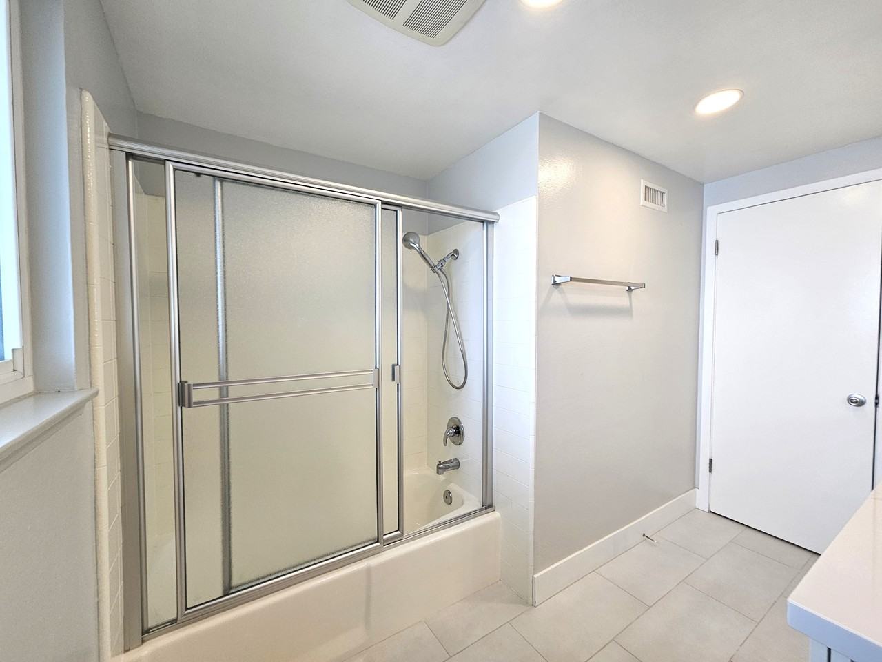 9213 El Tango Cir - Photo 5 of 42