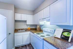 featured image of 305 S Bellevue Blvd