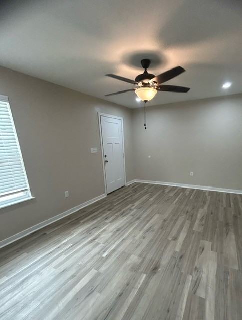 410 S Center St - Photo 3 of 18