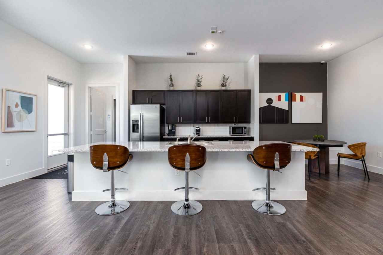 CHARLES MERLE & - Photo 4 of 27