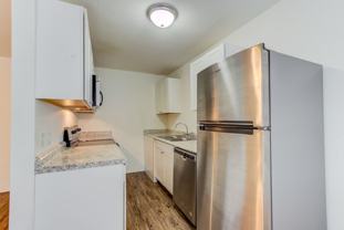 "The Belle Grove" One Bedroom Apartments (Wifi Included) - Photo 1 of 1