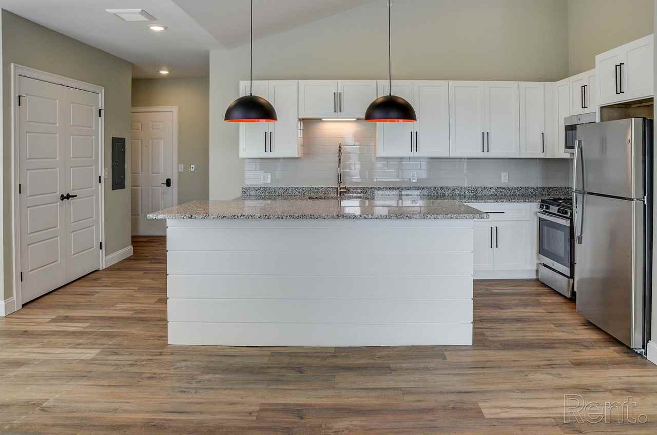 Waterford Woods - Photo 3 of 38