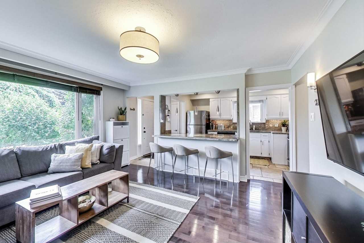 853 Ninth Street - Photo 3 of 22