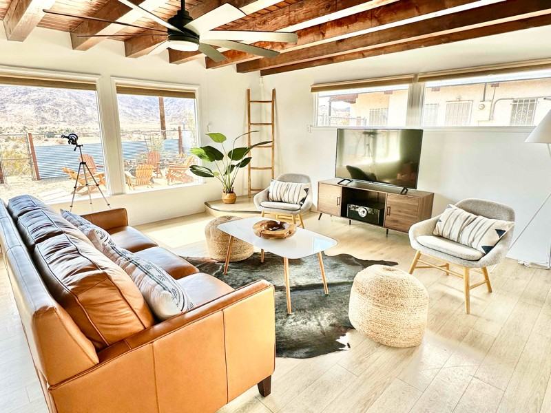 72319 El Paseo Dr - Photo 2 of 19