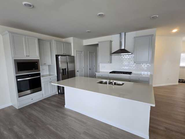 24406 West Alexis Lane #24406 - Photo 6 of 14