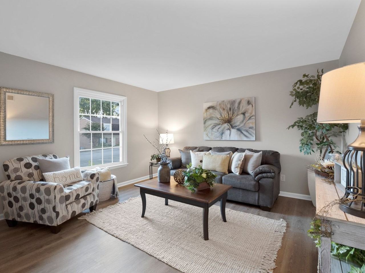 Stratford Square Apartments - Photo 3 of 50