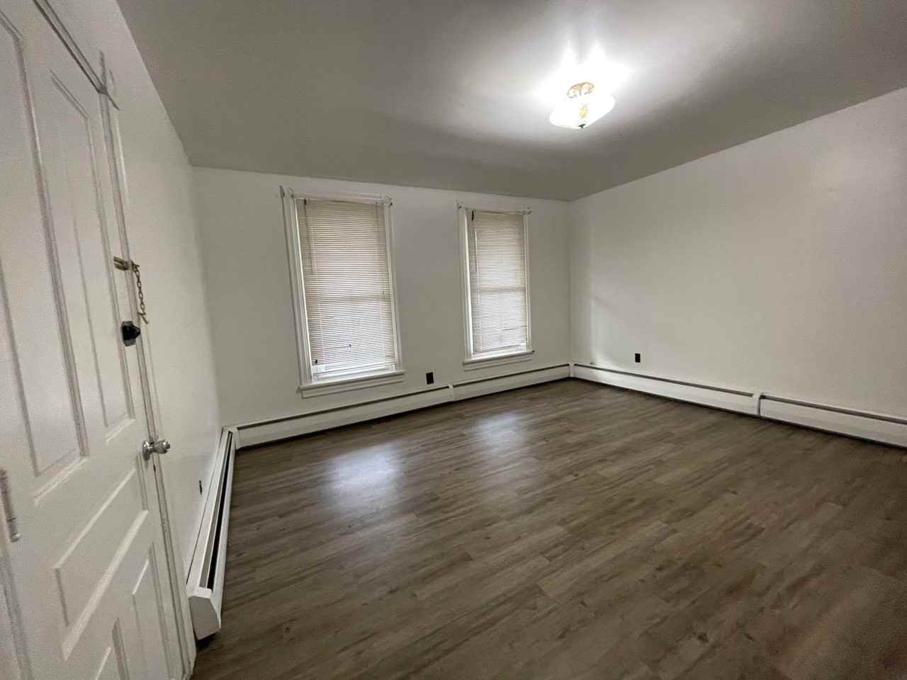 238 W Catawissa St 1st Fl